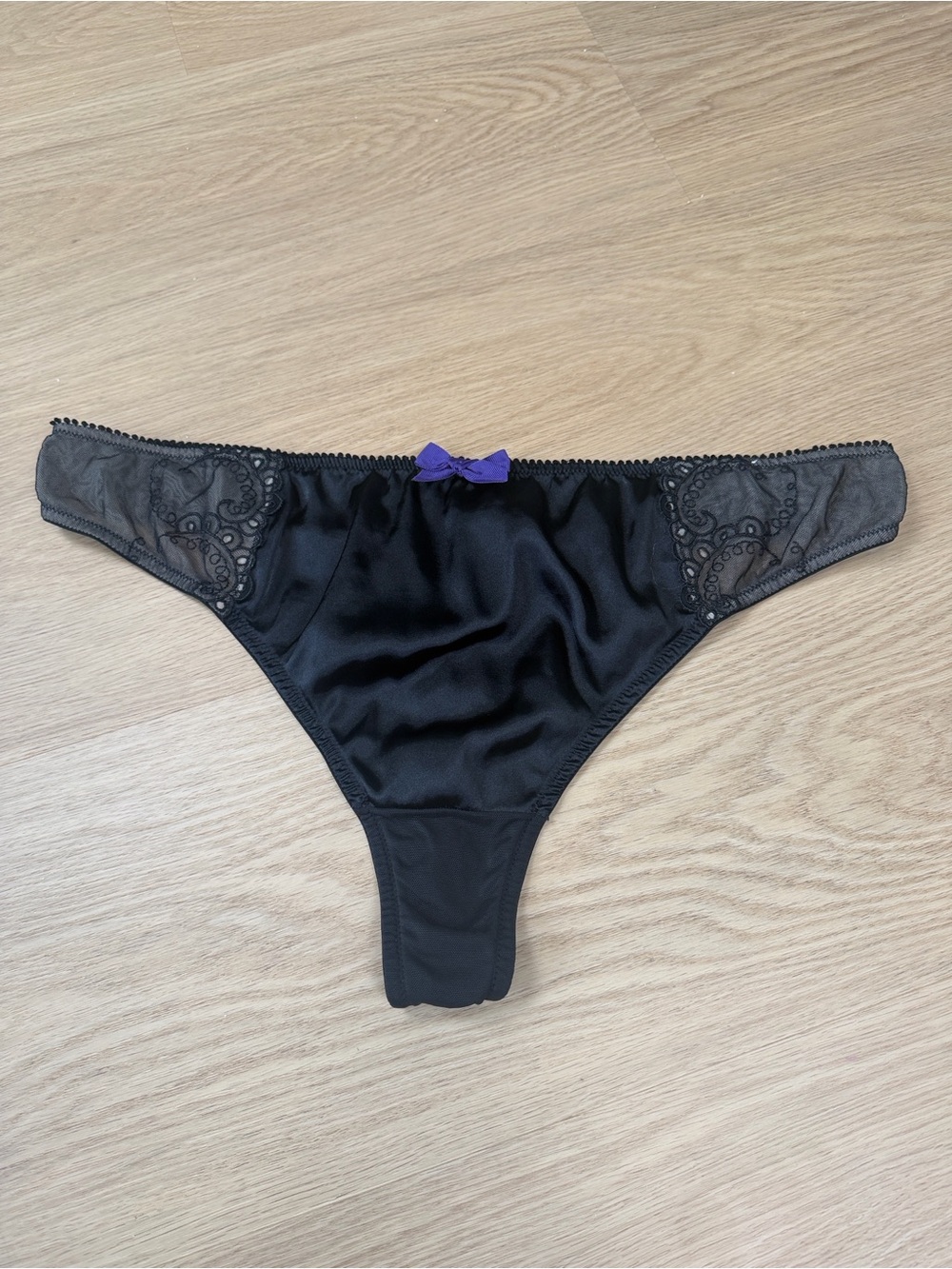 Cacique Satin Thong Panty 26/28 (4X)